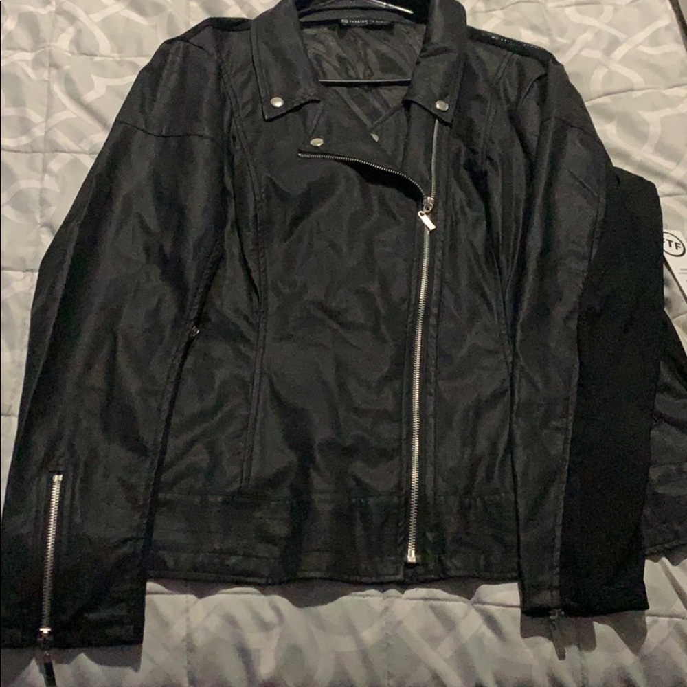 Women’s biker jacket